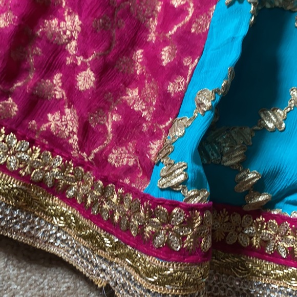 Gorgeous girls’ formal 2 pc outfit - Picture 6 of 15